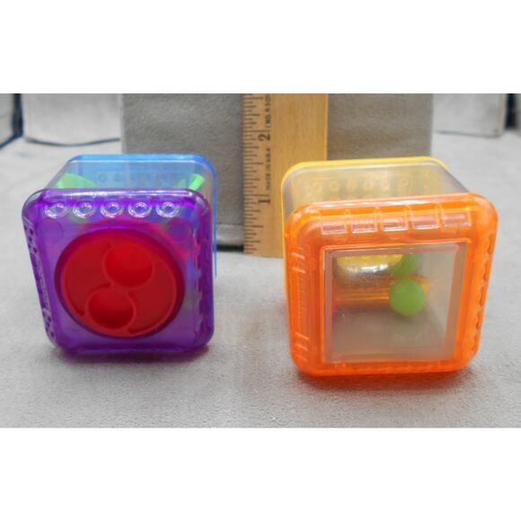 Fisher Price Peek A Block 2005 Sparkle Blocks H7056 Lot of 2 - Picture 8 of 9